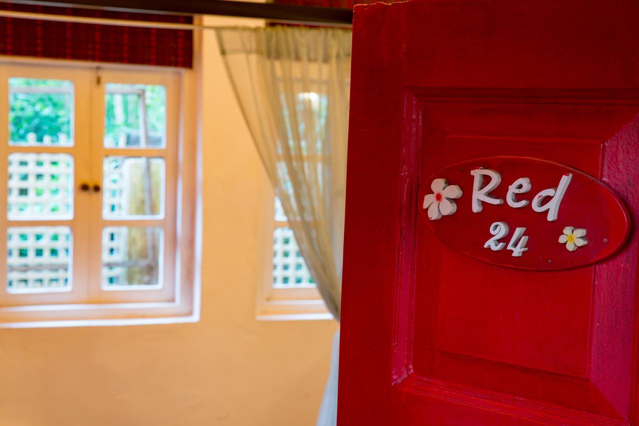 Waters Boutique Hotel By Spectrum Holiday GOA Buitenkant foto